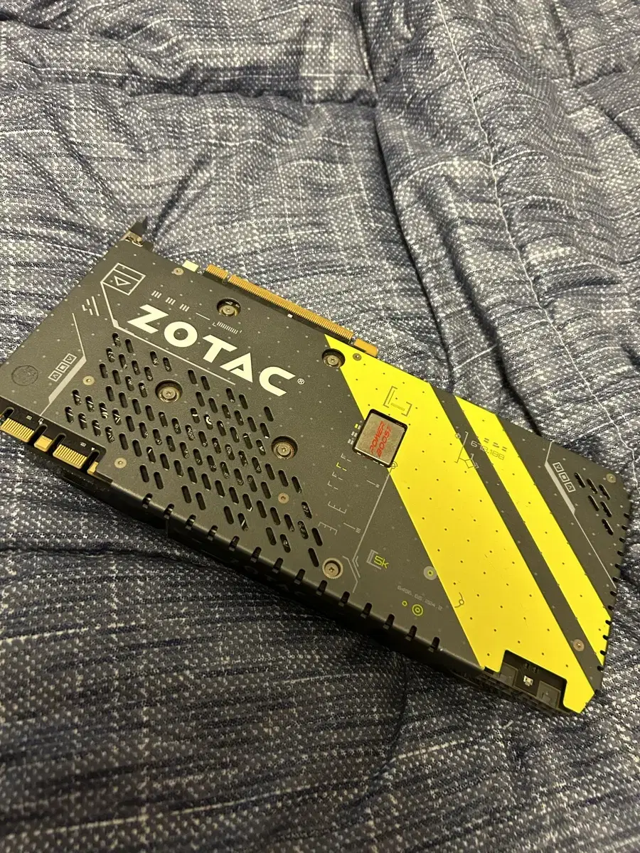 ZOTAC 1070  부품용